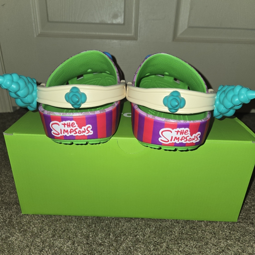 NIB The Simpsons x Crocs Classic Clogs - Picture 6 of 8